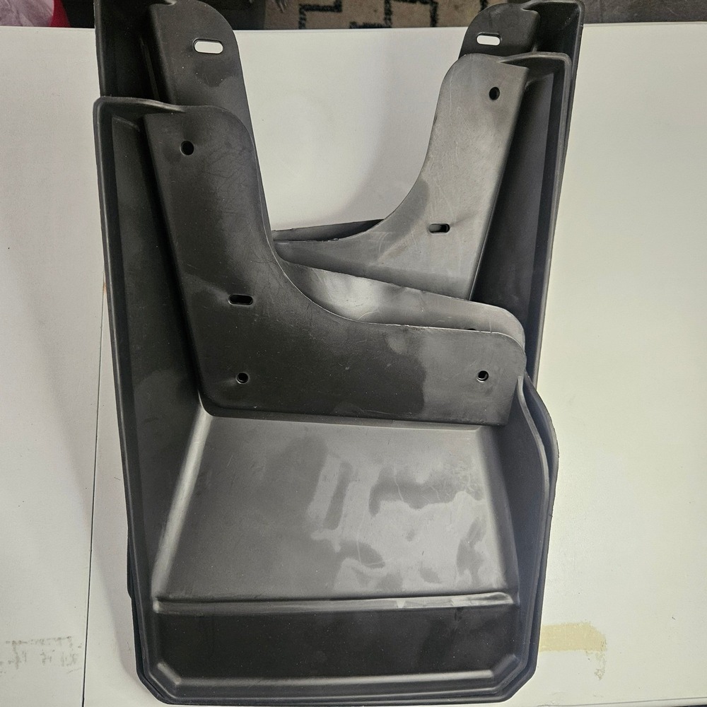 Mud Flaps 5736‎ 5636 Guard Set Black Custom Molded Splash Toyota Hiace 2005-2018